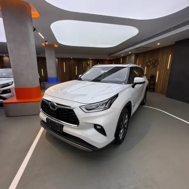تویوتا هایلندر هیبرید