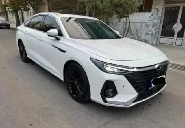 فونیکس آریزو 8 (Z8)
